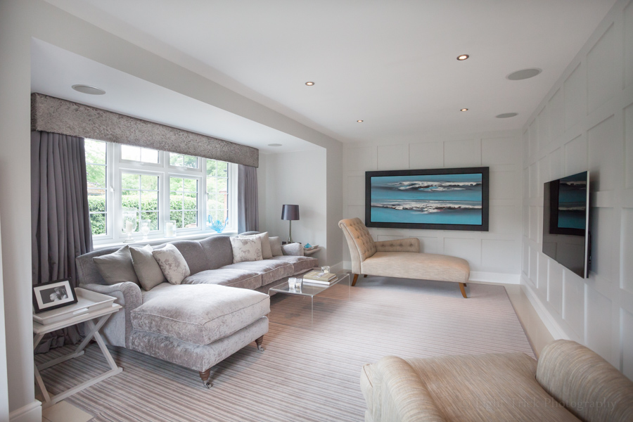 stylish sitting room with chaise longue